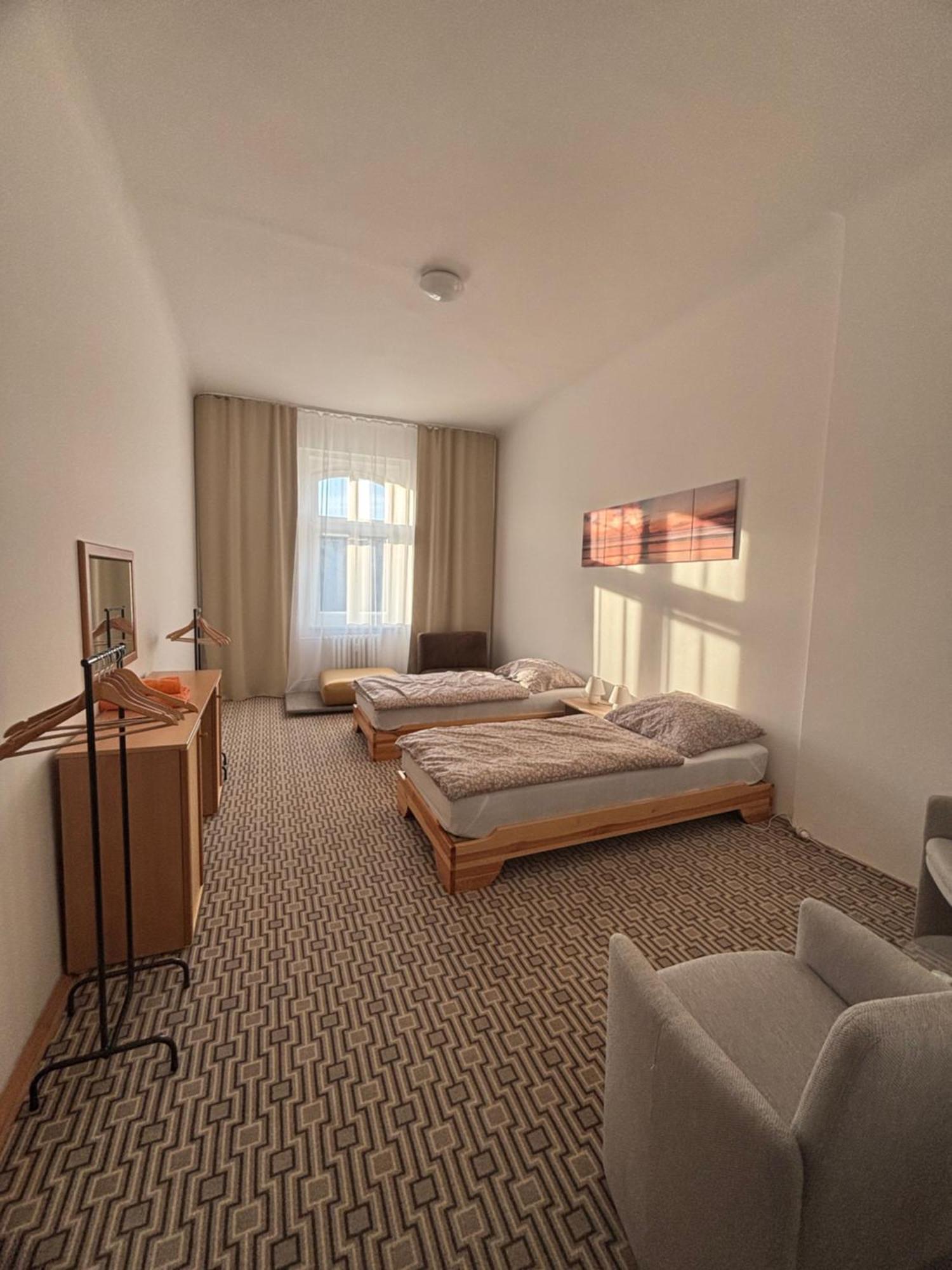 City Centre Apartment Demio Karlsbad Exteriör bild