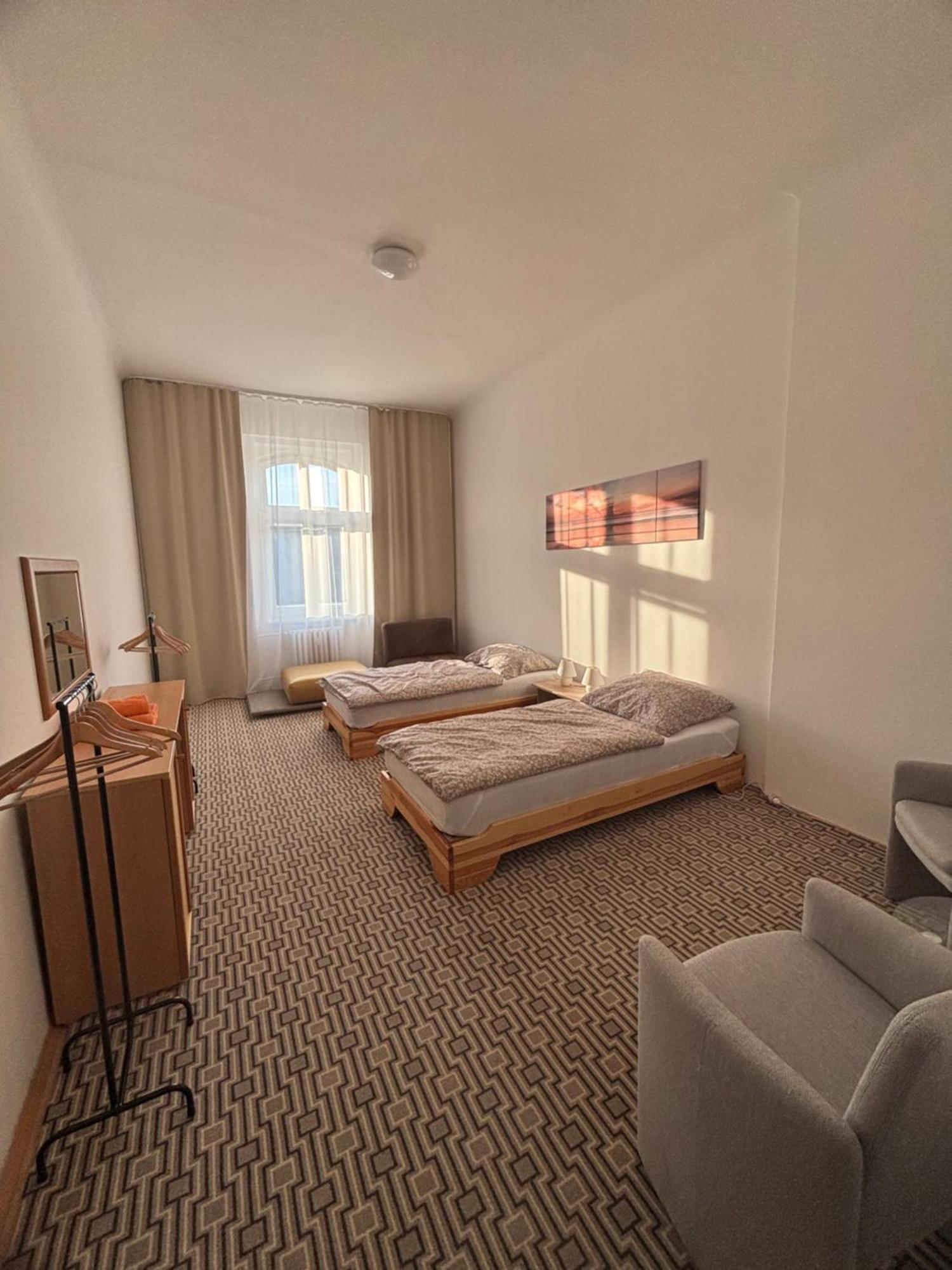 City Centre Apartment Demio Karlsbad Exteriör bild